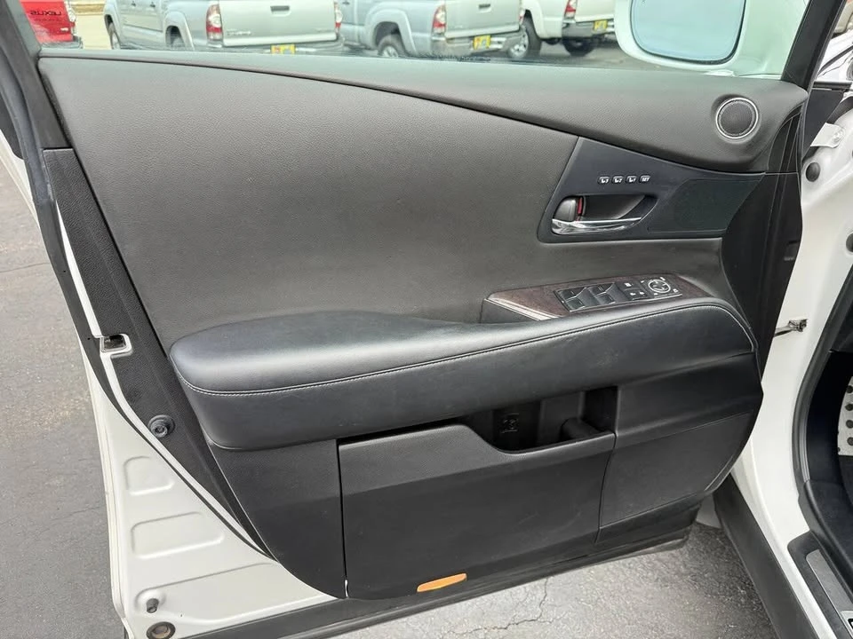 2013 Lexus RX 3rd Gen - Image 7 of 20