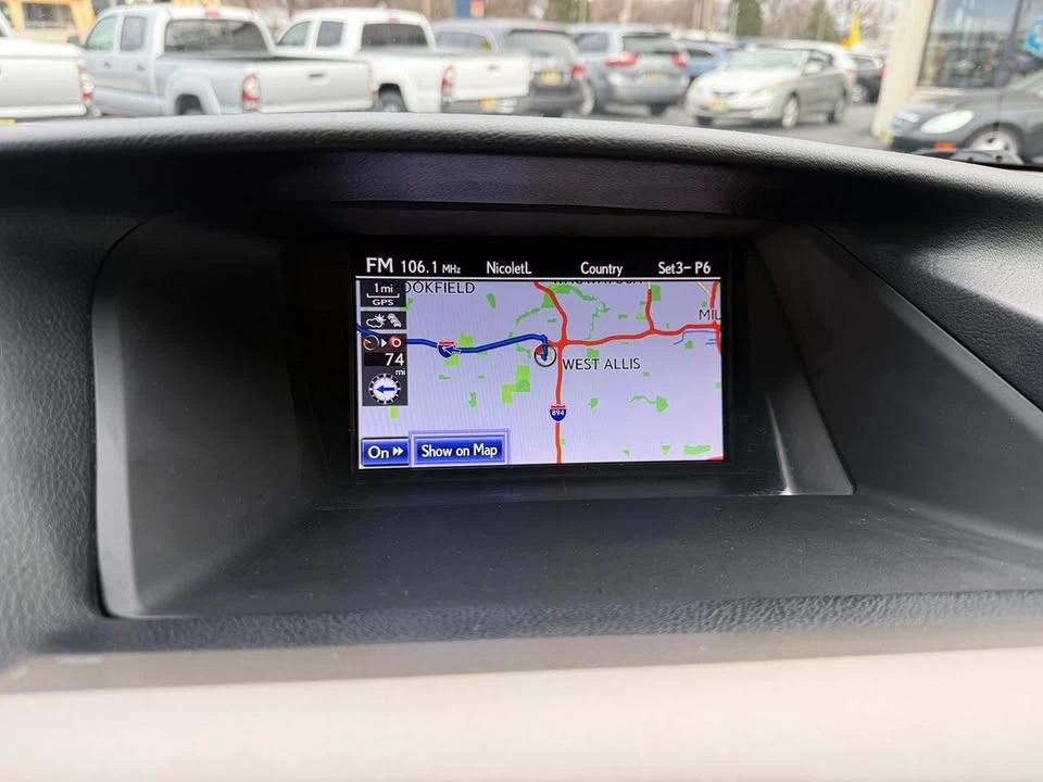 2013 Lexus RX 3rd Gen - Image 16 of 20