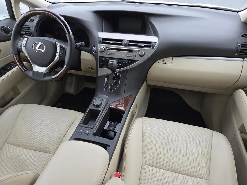 2013 Lexus RX 3rd Gen - Image 9 of 15