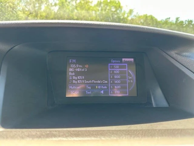 2013 Lexus RX 3rd Gen - Image 14 of 19