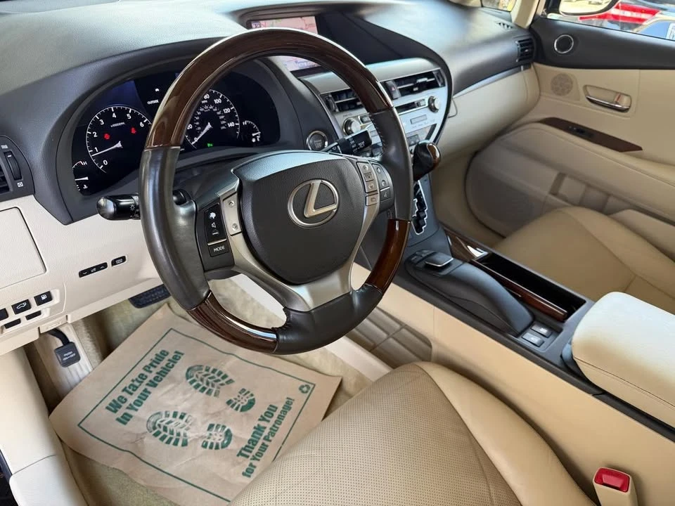 2013 Lexus RX 3rd Gen - Image 8 of 16