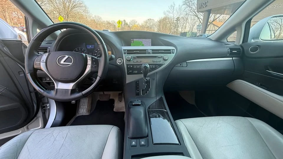 2013 Lexus RX 3rd Gen - Image 14 of 20