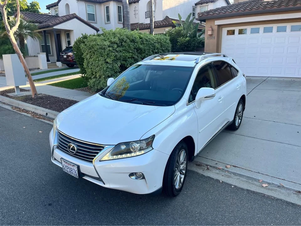 2013 Lexus RX 3rd Gen - Image 9 of 17