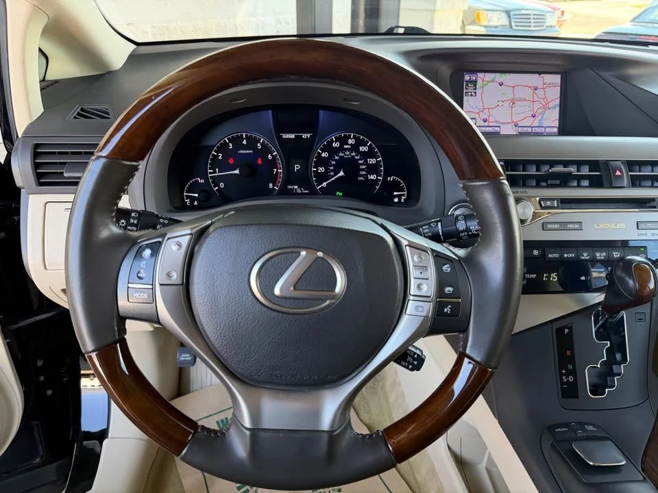 2013 Lexus RX 3rd Gen - Image 10 of 16