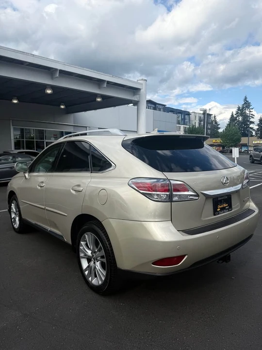 2013 Lexus RX 3rd Gen - Image 12 of 15