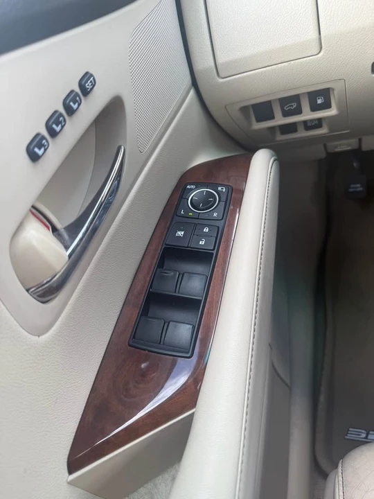 2013 Lexus RX 3rd Gen - Image 9 of 15