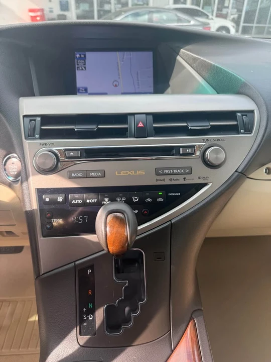 2013 Lexus RX 3rd Gen - Image 7 of 15