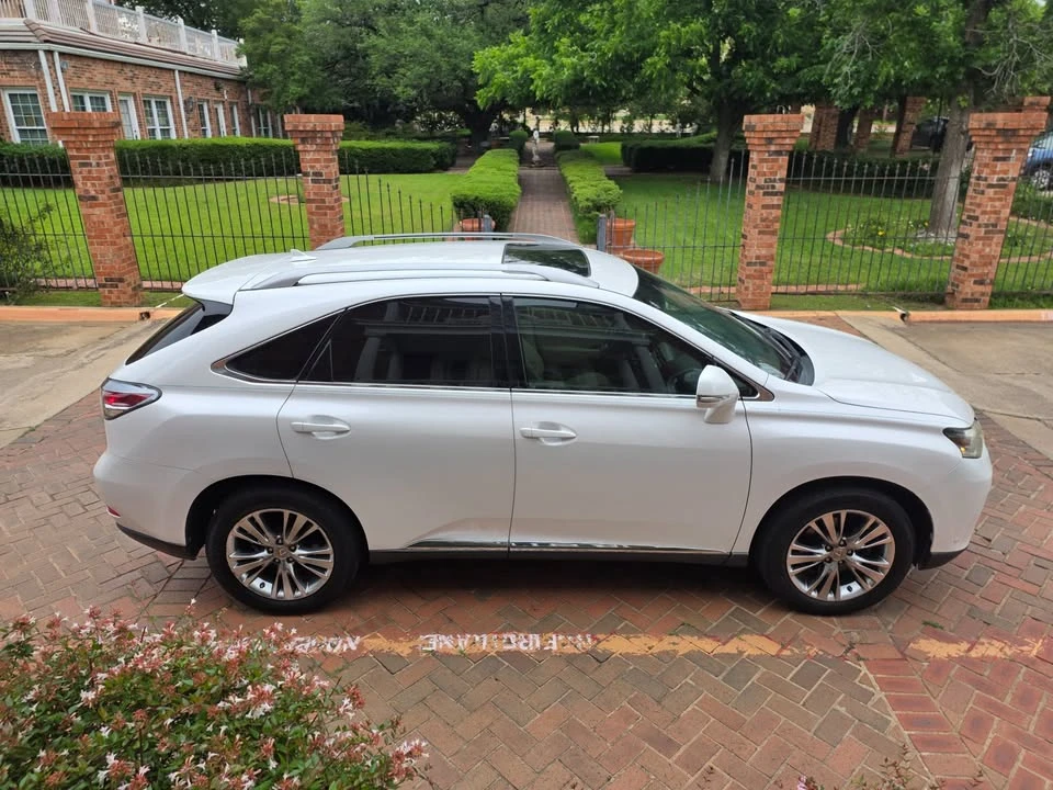 2013 Lexus RX 3rd Gen - Image 6 of 20