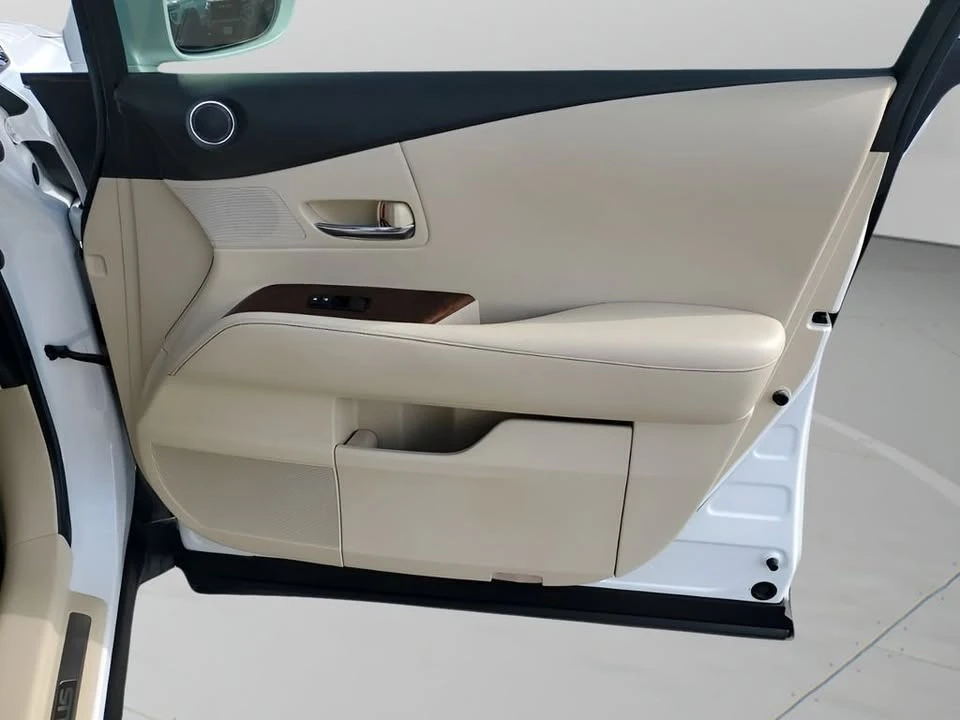 2013 Lexus RX 3rd Gen - Image 13 of 20