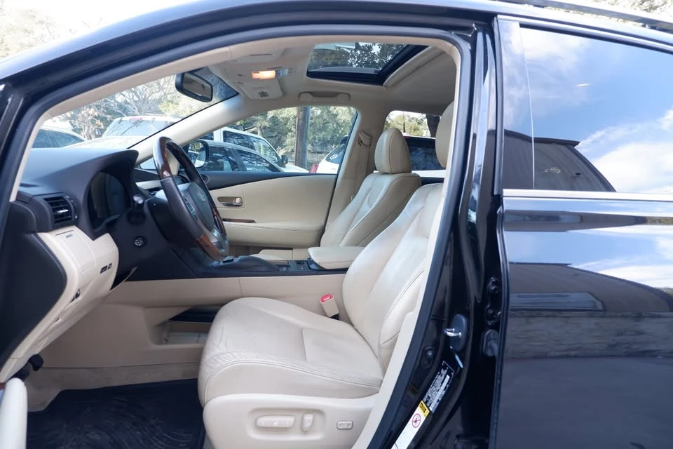 2013 Lexus RX 3rd Gen - Image 12 of 20