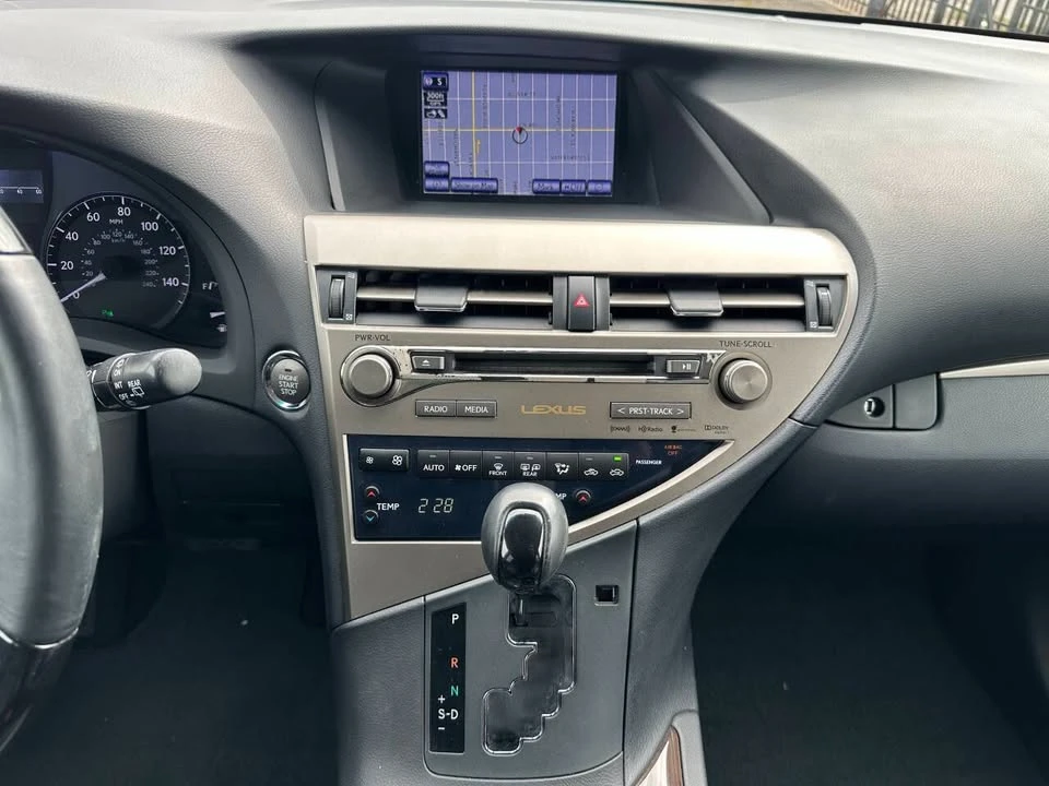 2013 Lexus RX 3rd Gen - Image 18 of 20
