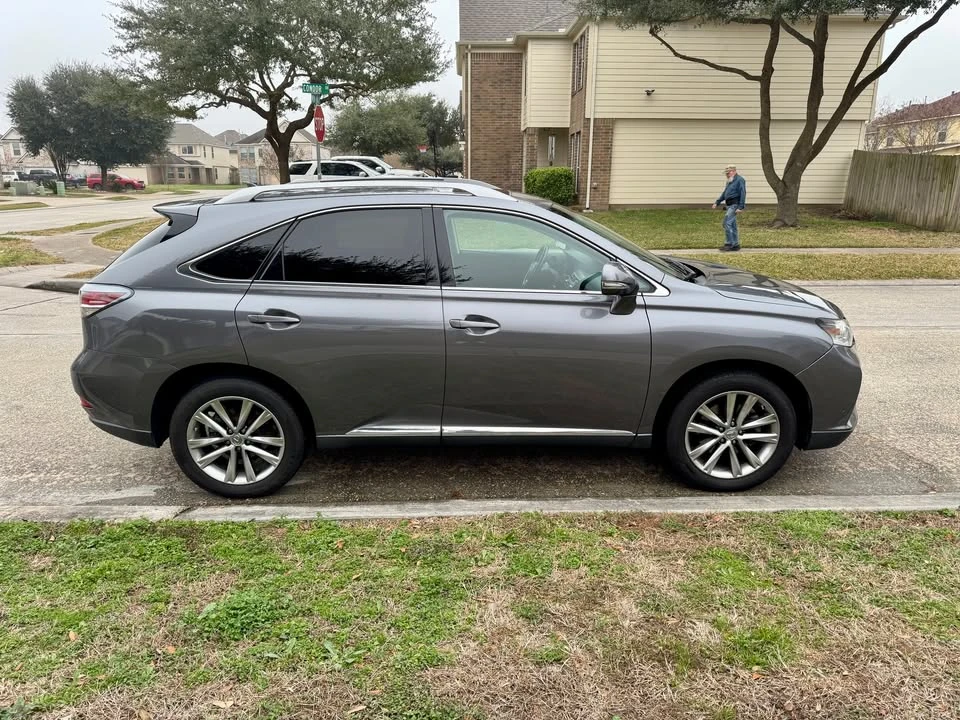 2013 Lexus RX 3rd Gen - Image 5 of 15