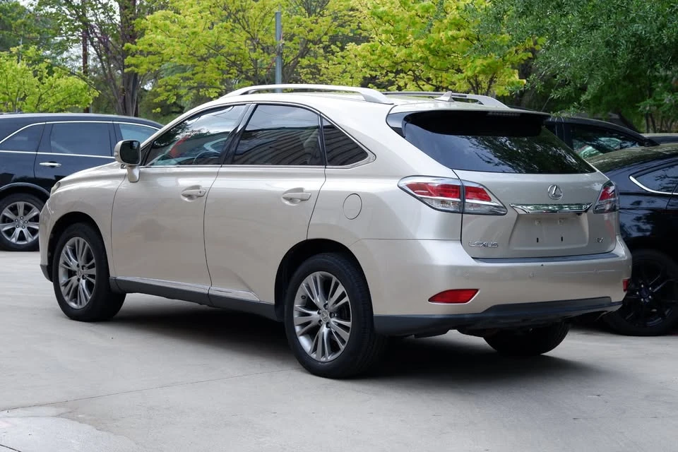 2013 Lexus RX 3rd Gen - Image 4 of 19
