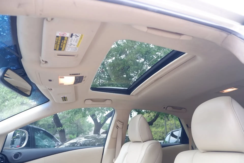 2013 Lexus RX 3rd Gen - Image 14 of 19