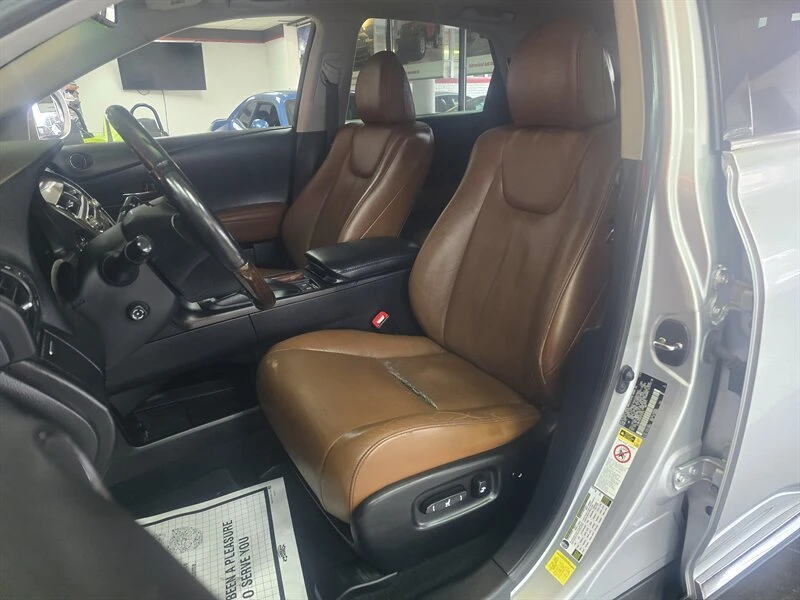 2013 Lexus RX 3rd Gen - Image 10 of 19
