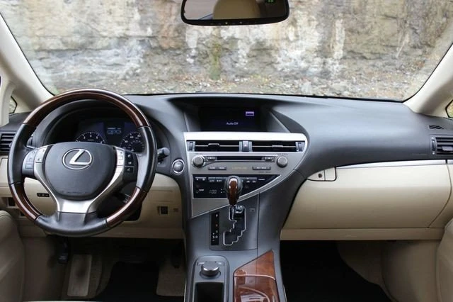 2013 Lexus RX 3rd Gen - Image 9 of 20