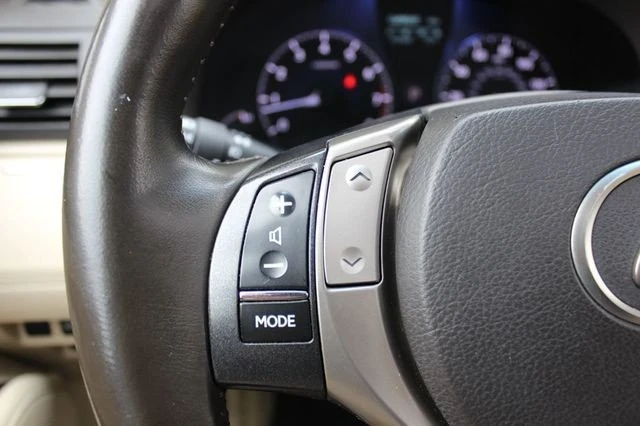 2013 Lexus RX 3rd Gen - Image 13 of 20