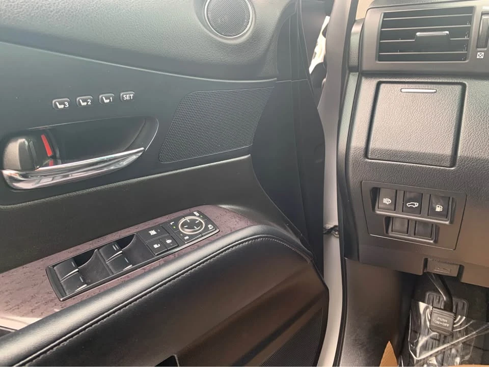 2013 Lexus RX 3rd Gen - Image 15 of 20