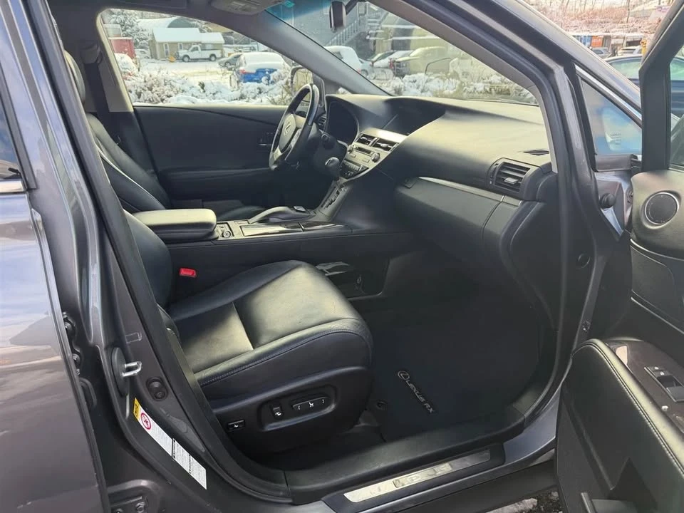 2013 Lexus RX 3rd Gen - Image 11 of 16