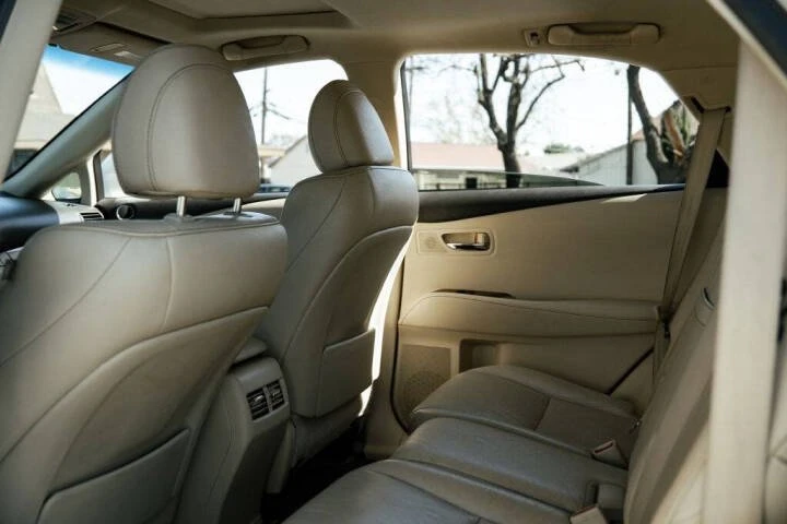 2013 Lexus RX 3rd Gen - Image 10 of 18