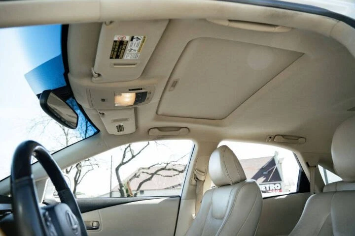 2013 Lexus RX 3rd Gen - Image 17 of 18