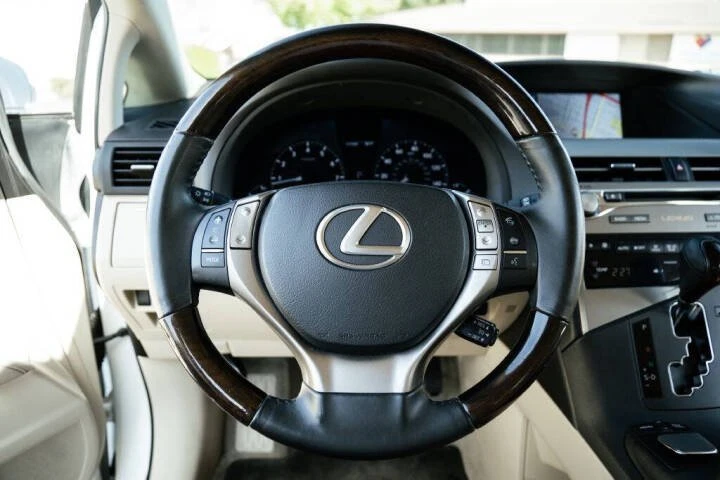2013 Lexus RX 3rd Gen - Image 15 of 18
