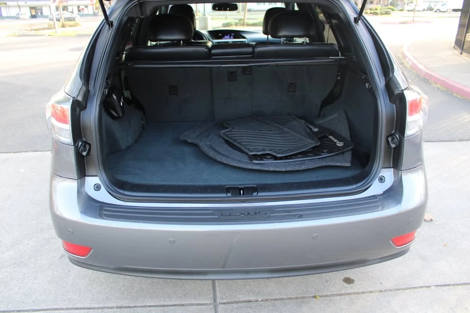 2013 Lexus RX 3rd Gen - Image 17 of 19