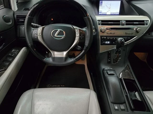 2013 Lexus RX 3rd Gen - Image 9 of 20
