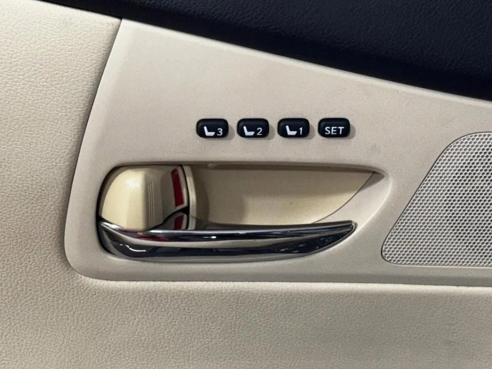 2013 Lexus RX 3rd Gen - Image 12 of 17