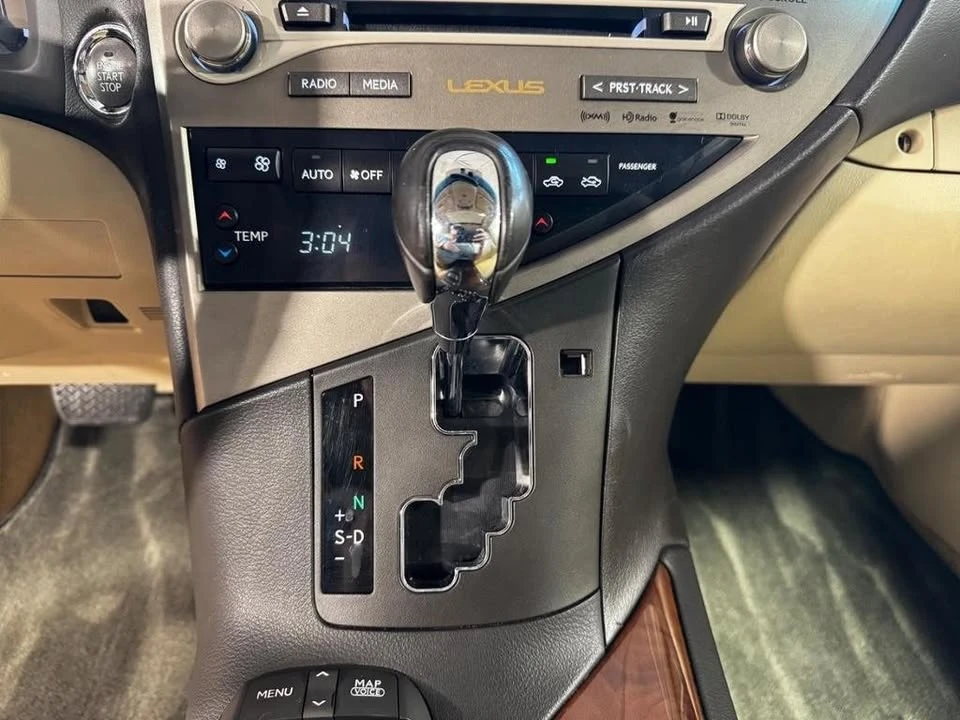 2013 Lexus RX 3rd Gen - Image 15 of 17