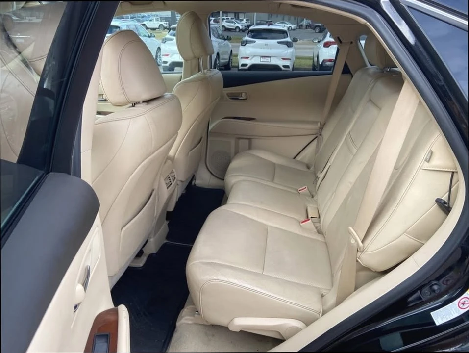2013 Lexus RX 3rd Gen - Image 16 of 19