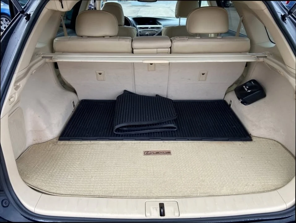 2013 Lexus RX 3rd Gen - Image 17 of 19