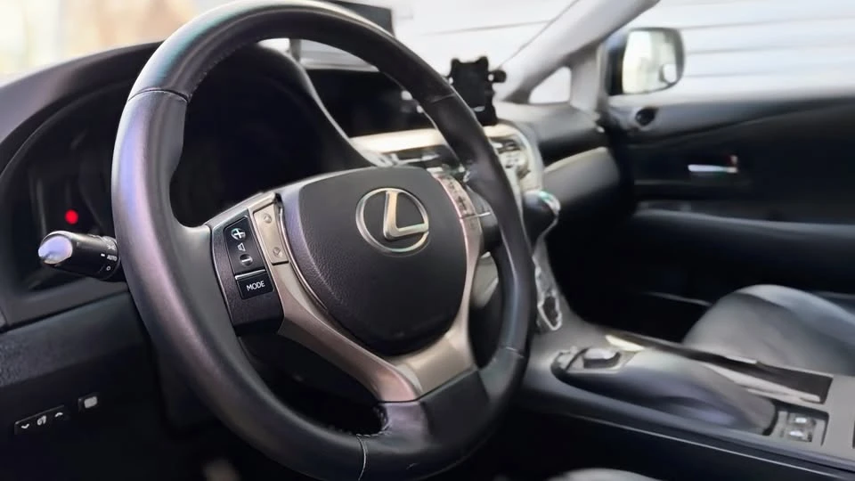 2013 Lexus RX 3rd Gen - Image 7 of 15