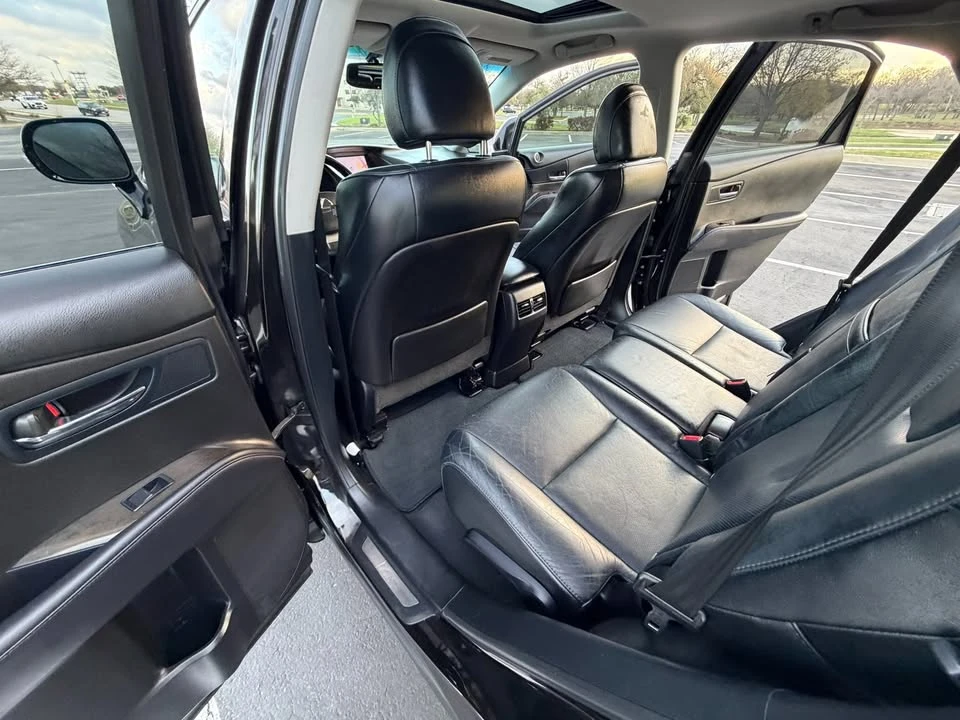 2013 Lexus RX 3rd Gen - Image 16 of 20