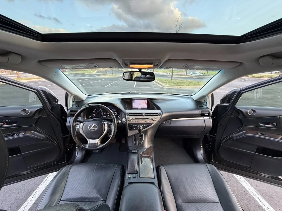 2013 Lexus RX 3rd Gen - Image 9 of 20