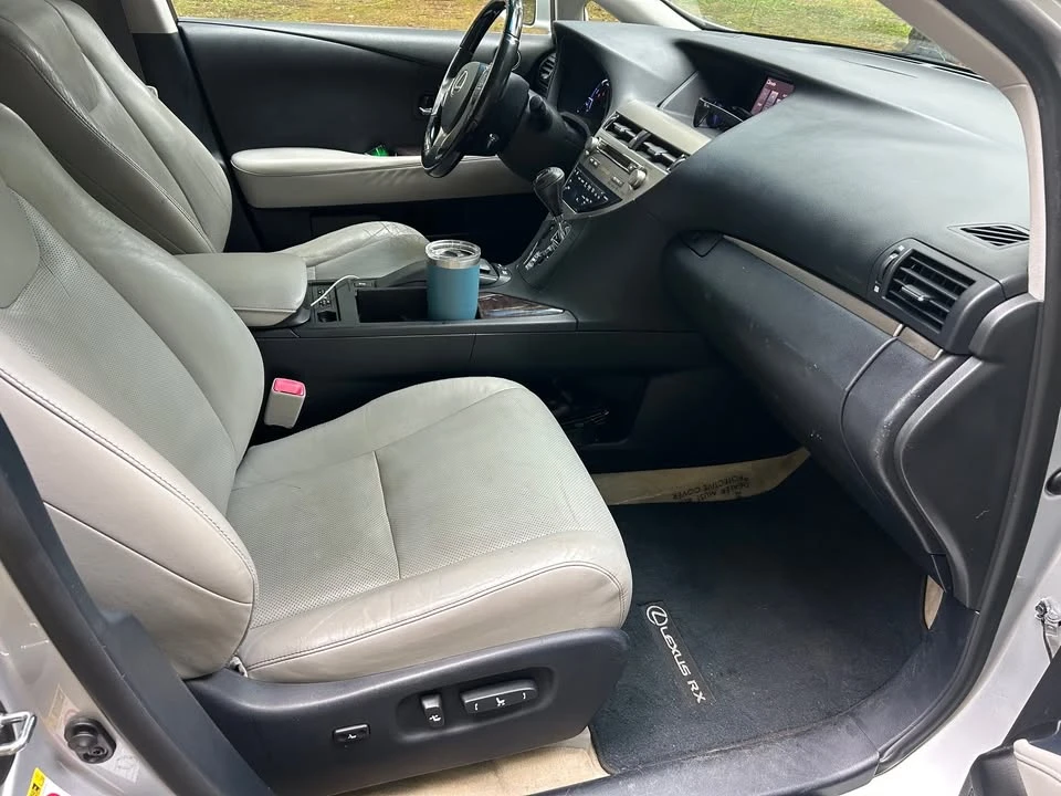 2013 Lexus RX 3rd Gen - Image 8 of 19