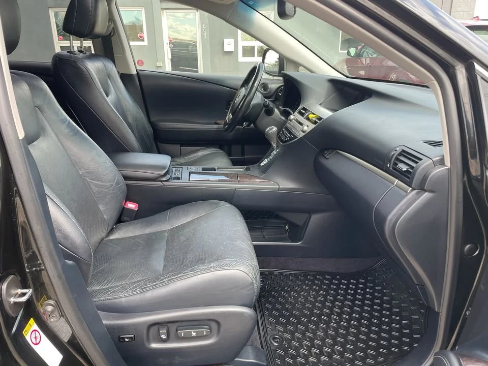 2013 Lexus RX 3rd Gen - Image 16 of 18