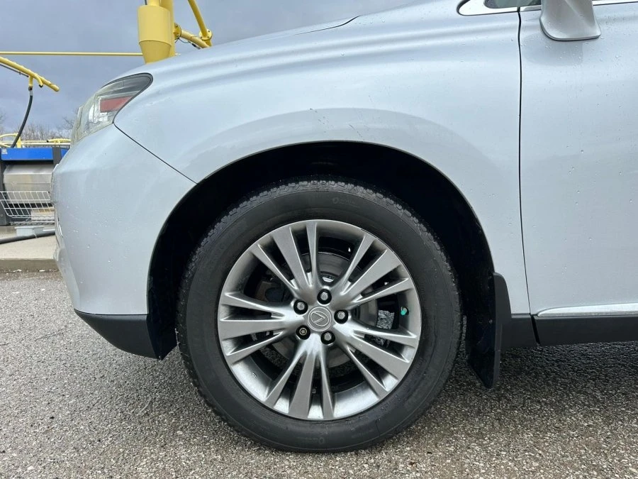 2013 Lexus RX 3rd Gen - Image 9 of 16