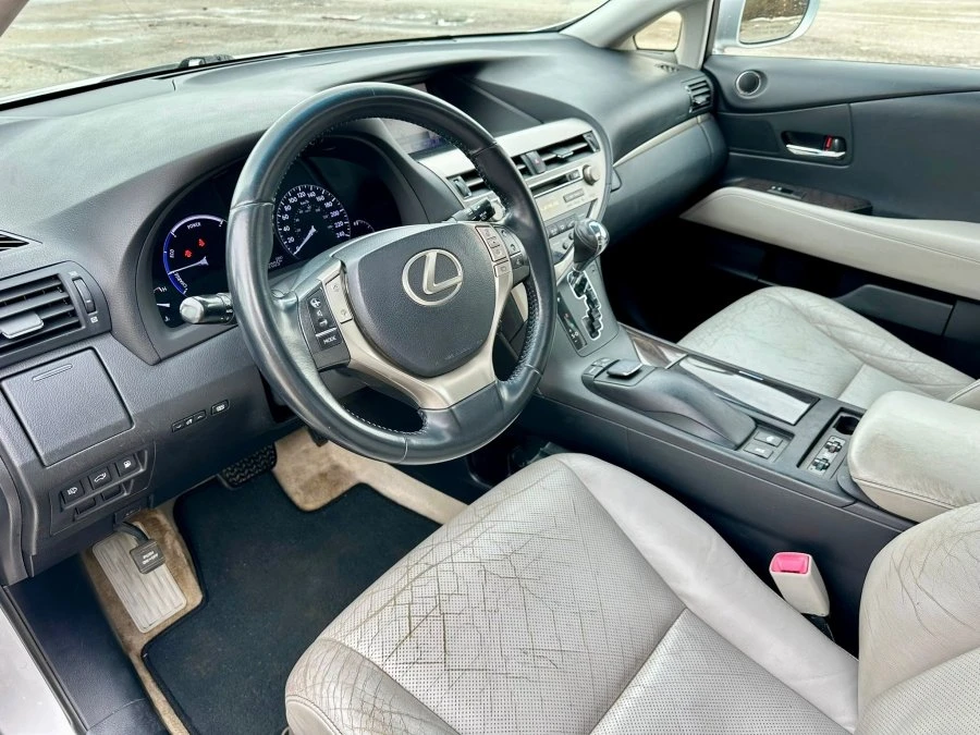 2013 Lexus RX 3rd Gen - Image 16 of 16