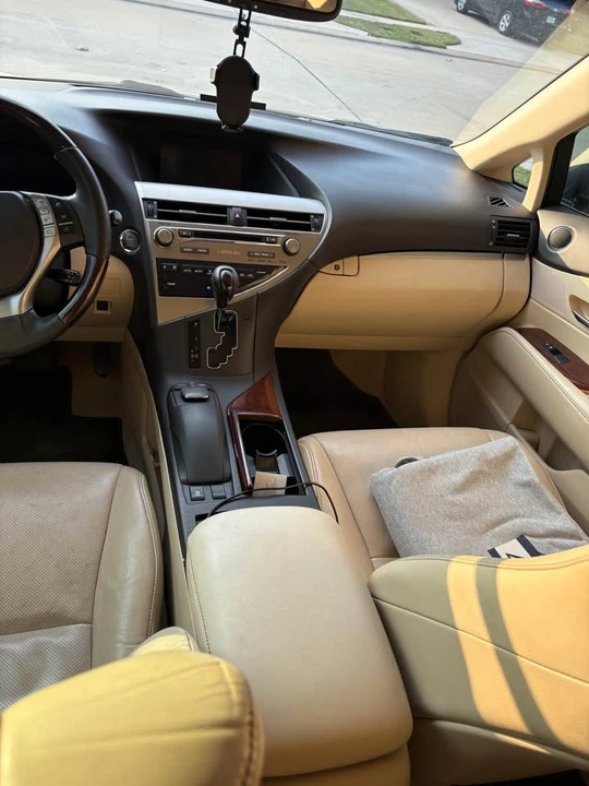 2013 Lexus RX 3rd Gen - Image 9 of 14