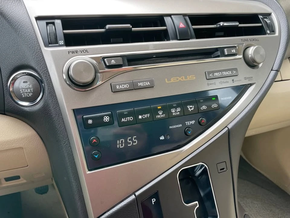 2013 Lexus RX 3rd Gen - Image 14 of 19