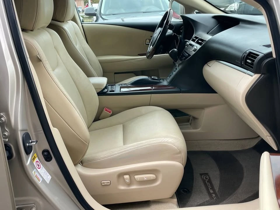 2013 Lexus RX 3rd Gen - Image 8 of 19