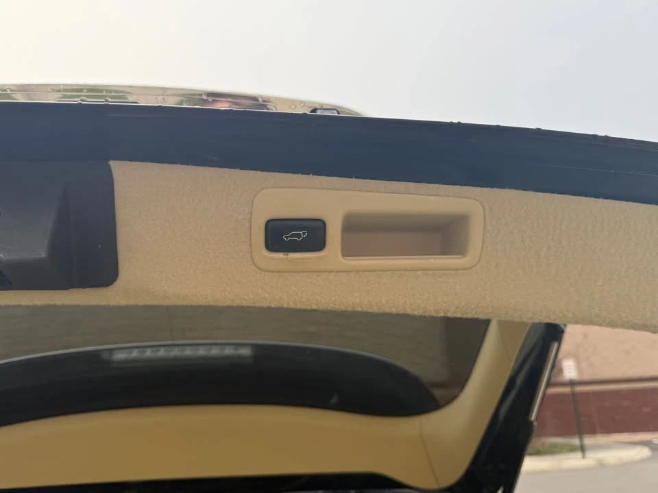 2013 Lexus RX 3rd Gen - Image 7 of 19