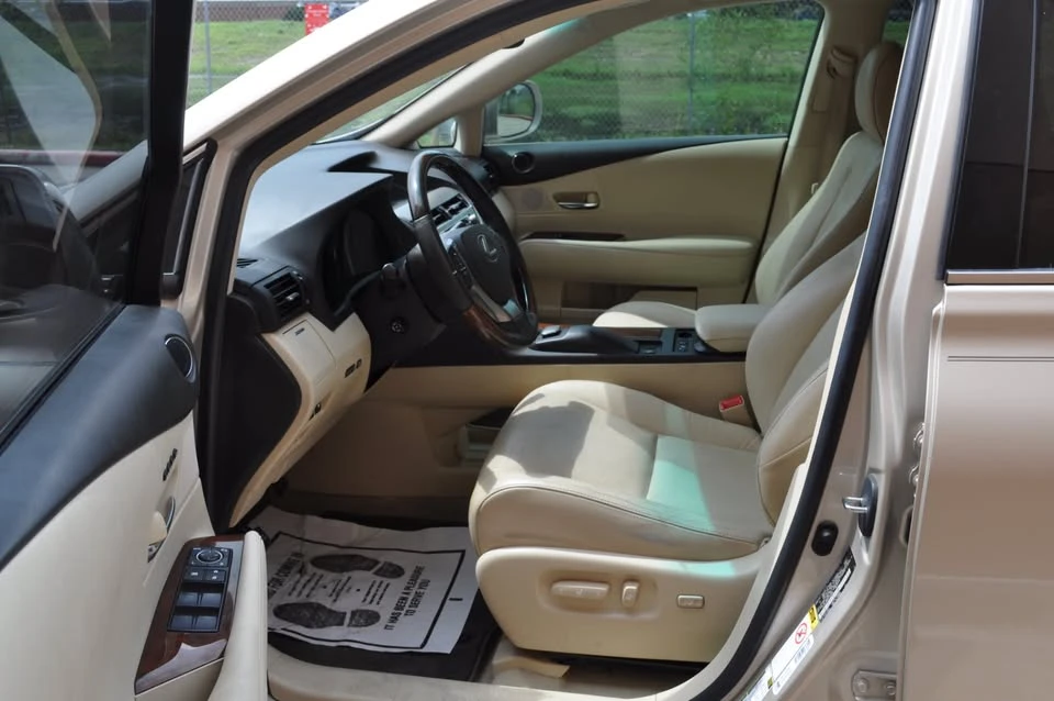 2013 Lexus RX 3rd Gen - Image 8 of 20