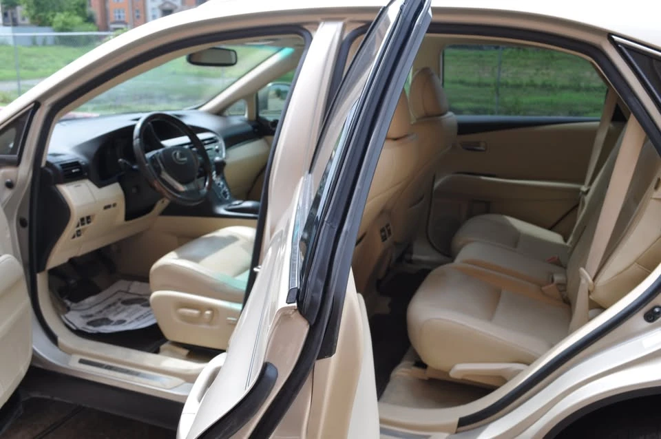 2013 Lexus RX 3rd Gen - Image 10 of 20