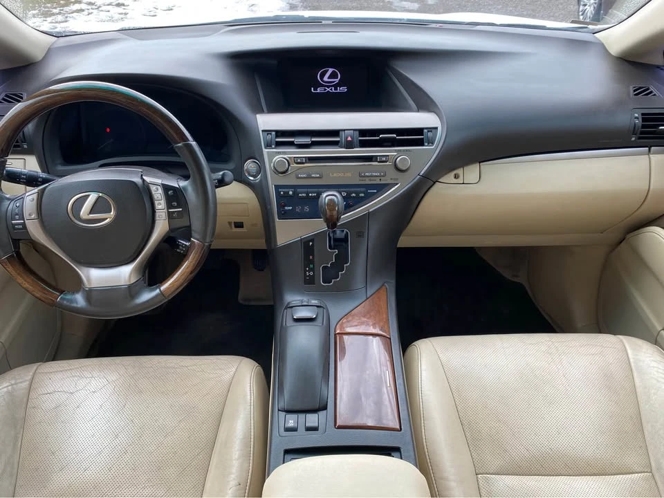2013 Lexus RX 3rd Gen - Image 8 of 17