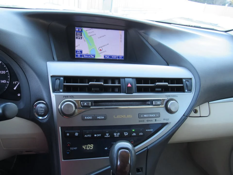 2013 Lexus RX 3rd Gen - Image 15 of 20
