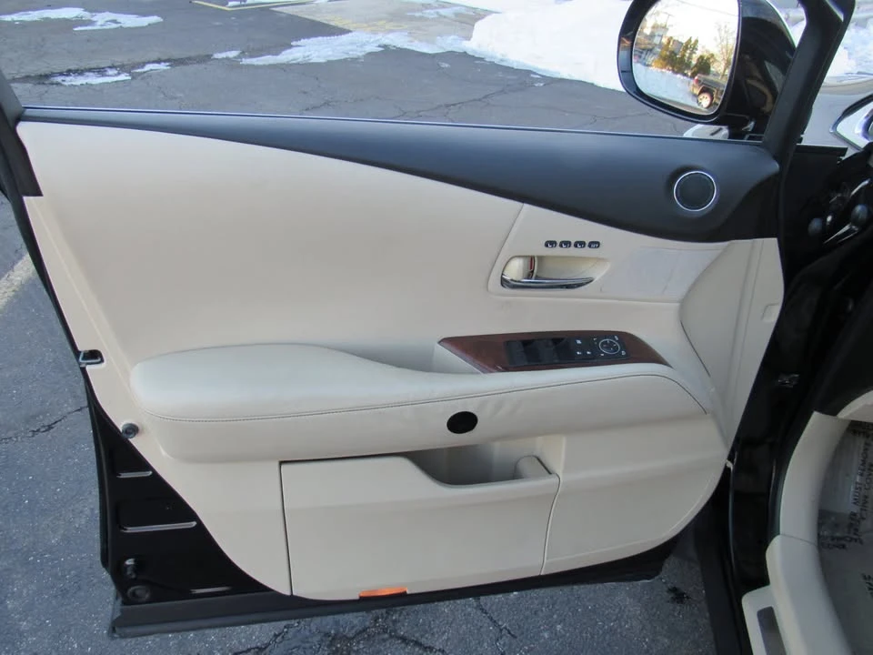 2013 Lexus RX 3rd Gen - Image 11 of 20