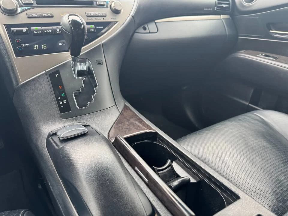 2013 Lexus RX 3rd Gen - Image 11 of 19