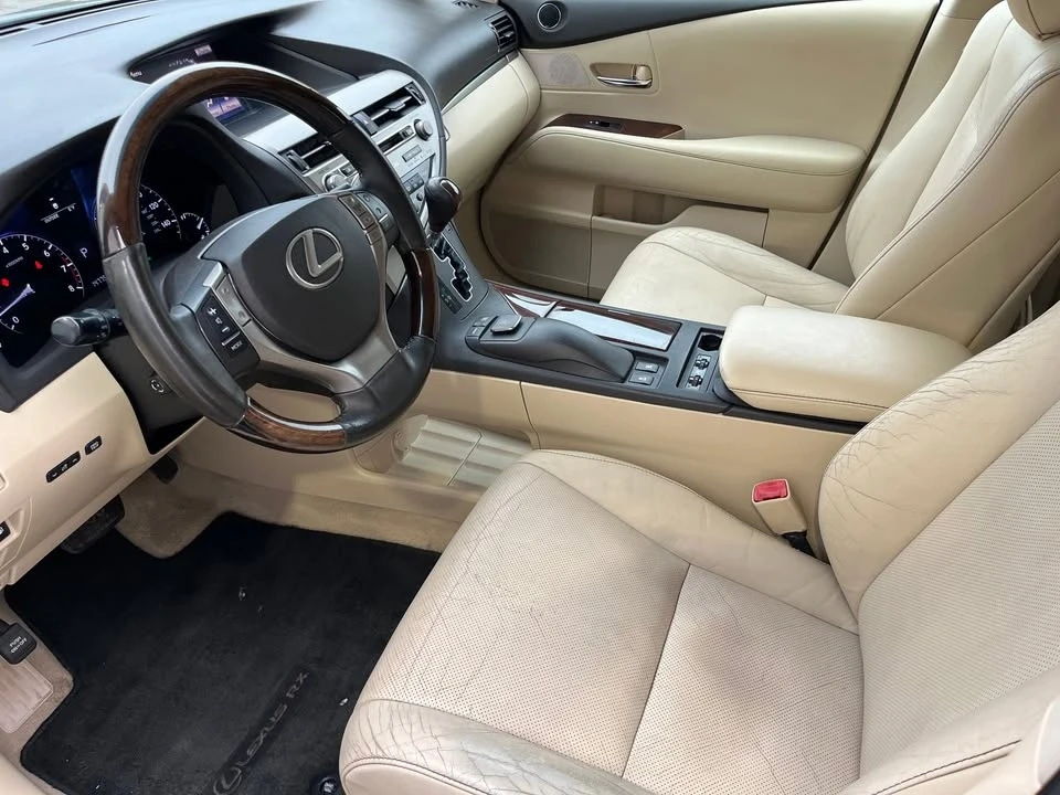 2013 Lexus RX 3rd Gen - Image 15 of 20